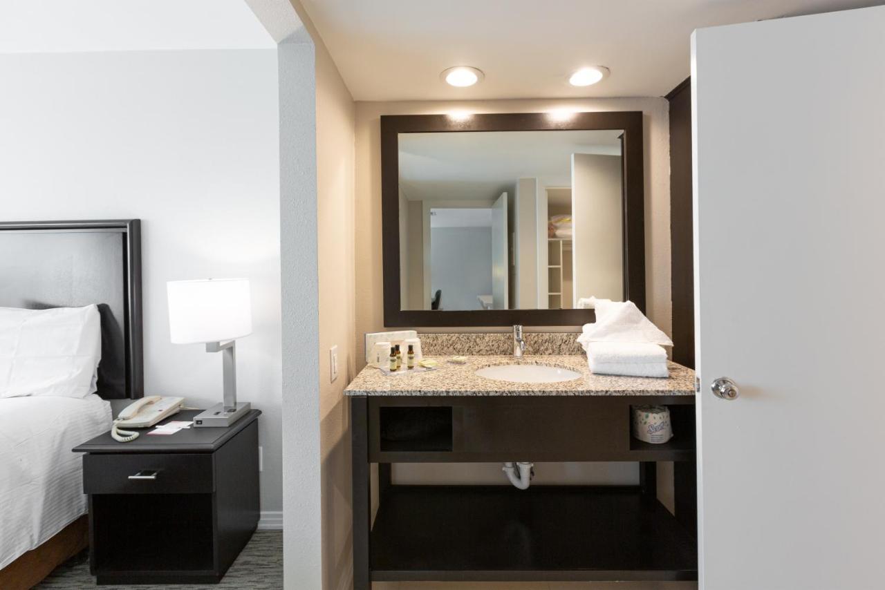 Value Suites Extended Stay - Arlington Eksteriør bilde