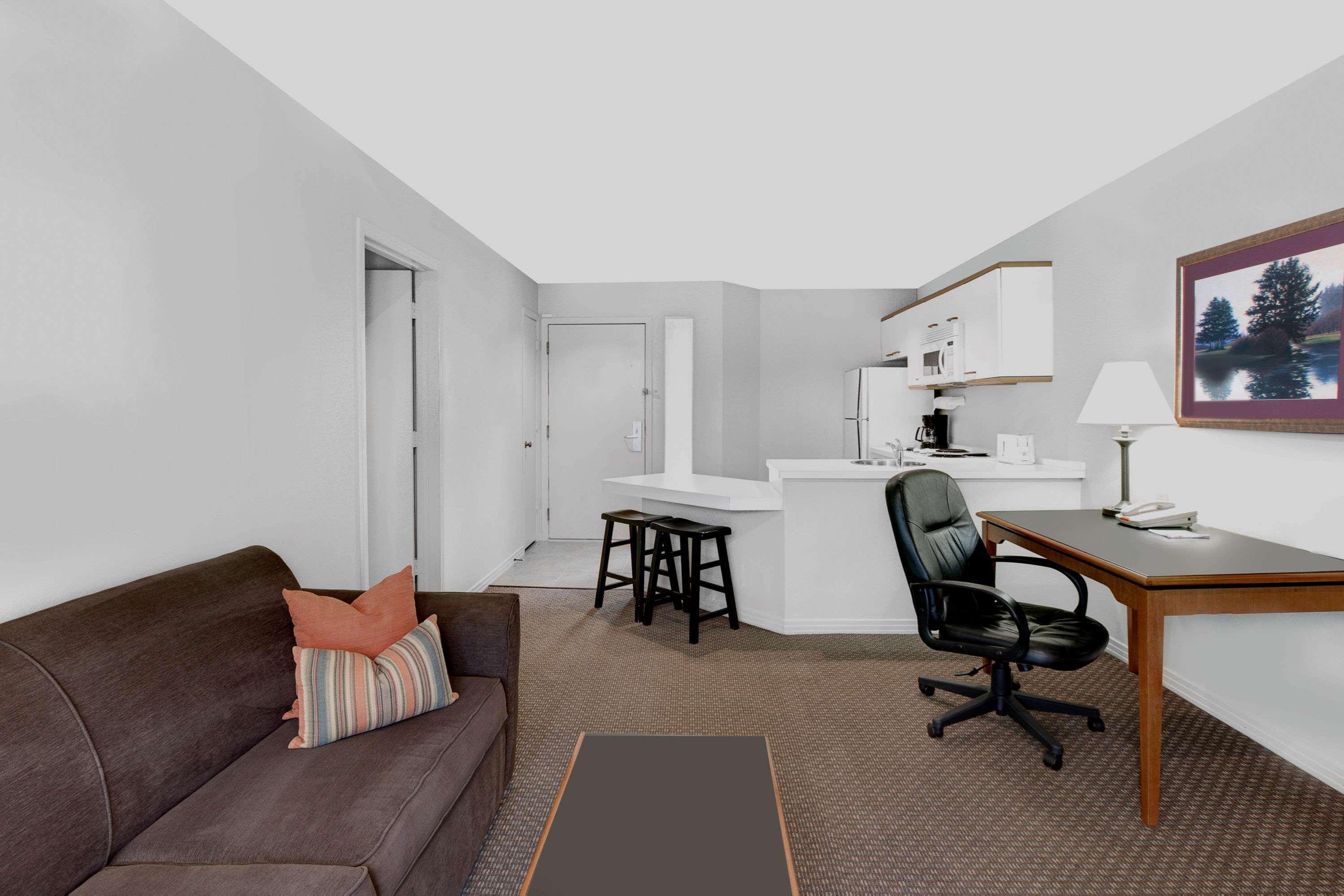 Value Suites Extended Stay - Arlington Eksteriør bilde